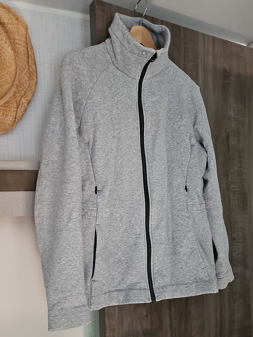 lululemon athletica Heather Gray Bomber-Style Full Zip Jacket